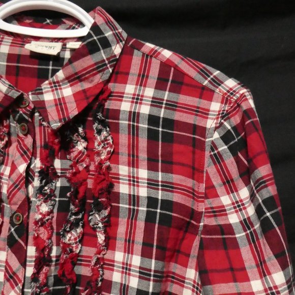 ESPRIT, medium, plaid ruffle shirt, full button front - Picture 6 of 16